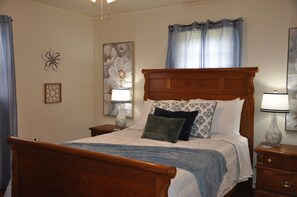 3 chambres, fer et planche à repasser, Wi-Fi gratuit, draps fournis