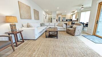 TV connectée, cheminée, baby-foot