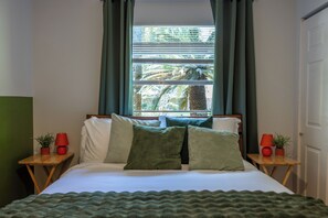 4 habitaciones, escritorio, wifi gratis y ropa de cama 