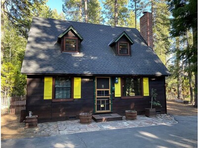Cozy Cabin