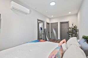 1 chambre, bureau, fer et planche à repasser, Wi-Fi gratuit