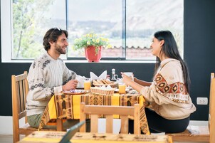 Desayuno continental incluido todos los días 