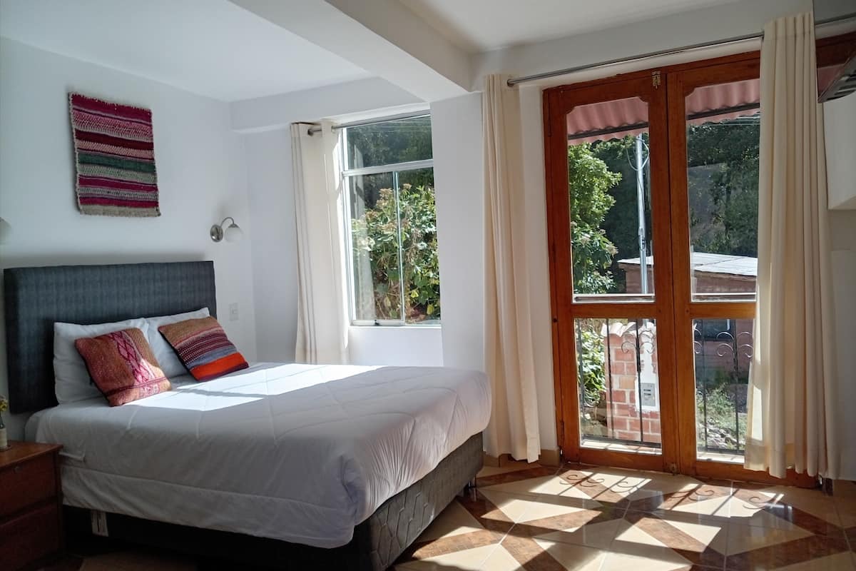 Habitación estándar, vista a la montaña | Escritorio, espacio para trabajar con laptop y wifi gratis