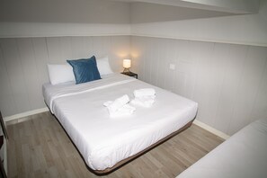 1 bedroom, bed sheets - Apartment Duplo 08 (Madrid)