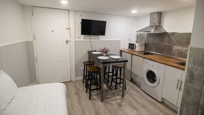 Unclassified image, 4 of 7, button - Apartment Duplo 08 (Madrid)