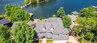 The Guindola Getaway!