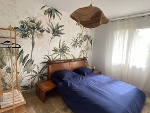 5 Schlafzimmer, Schreibtisch, Reisekinderbett, kostenloses WLAN