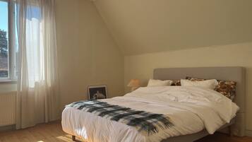 4 chambres, fer et planche Ă repasser, Wi-Fi, draps fournis