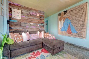 Comfort Apartment, 4 Bedrooms, Kitchen, Sea Facing | Living area - LoveSoulBeautiful (Luquillo)