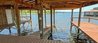 Waterfront 3 bedroom home right outside North Toledo Bend State Park.