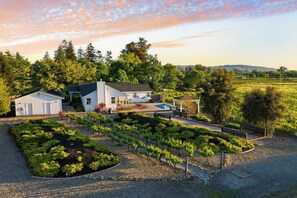 House (4 Bedrooms) | Interior - Chic Sonoma Oasis w/ Pool, Bocce, Hot Tub + Minutes to Downtown (Sonoma)