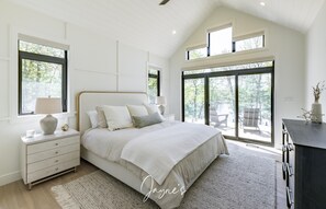 5 bedrooms, free WiFi, bed sheets