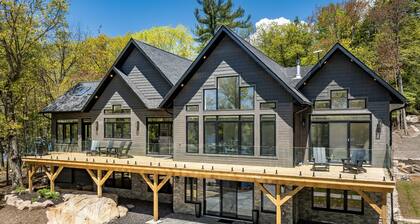 Private 5 bed 4 bath cottage on Georgian Bay