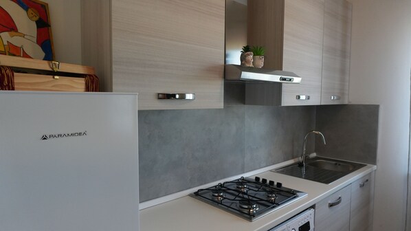 Mikroaaltouuni, astianpesukone