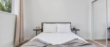 1 Schlafzimmer, Schreibtisch, Bügeleisen/Bügelbrett, kostenloses WLAN