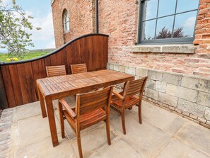 Khu ẩm thực ngoài trời