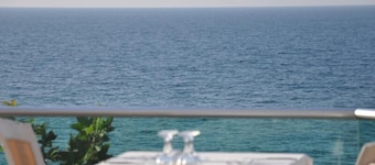 Diapolis hotel