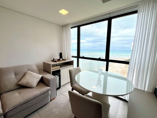 Oceanfront Oasis – 2 Suites + Full Kitchen & Living Room