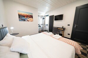 3 habitaciones, escritorio, wifi gratis y ropa de cama 
