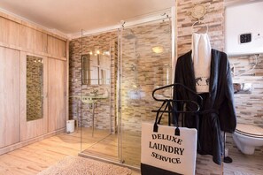 Apartment, 4 Bedrooms, Smoking, Private Pool | Bathroom - Beautiful Luxury Apartment in Villa Emily With Amazing Sea View (Opatija)