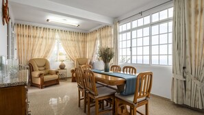Sınıflandırılmamış resim, 30 üzerinden 4, düğme