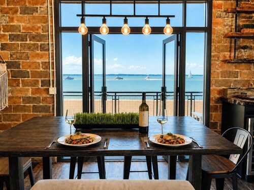 Spacious Wrap Around Patio Incredible Views Lake Erie Cedar Point!