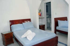 15 bedrooms, WiFi, bed sheets