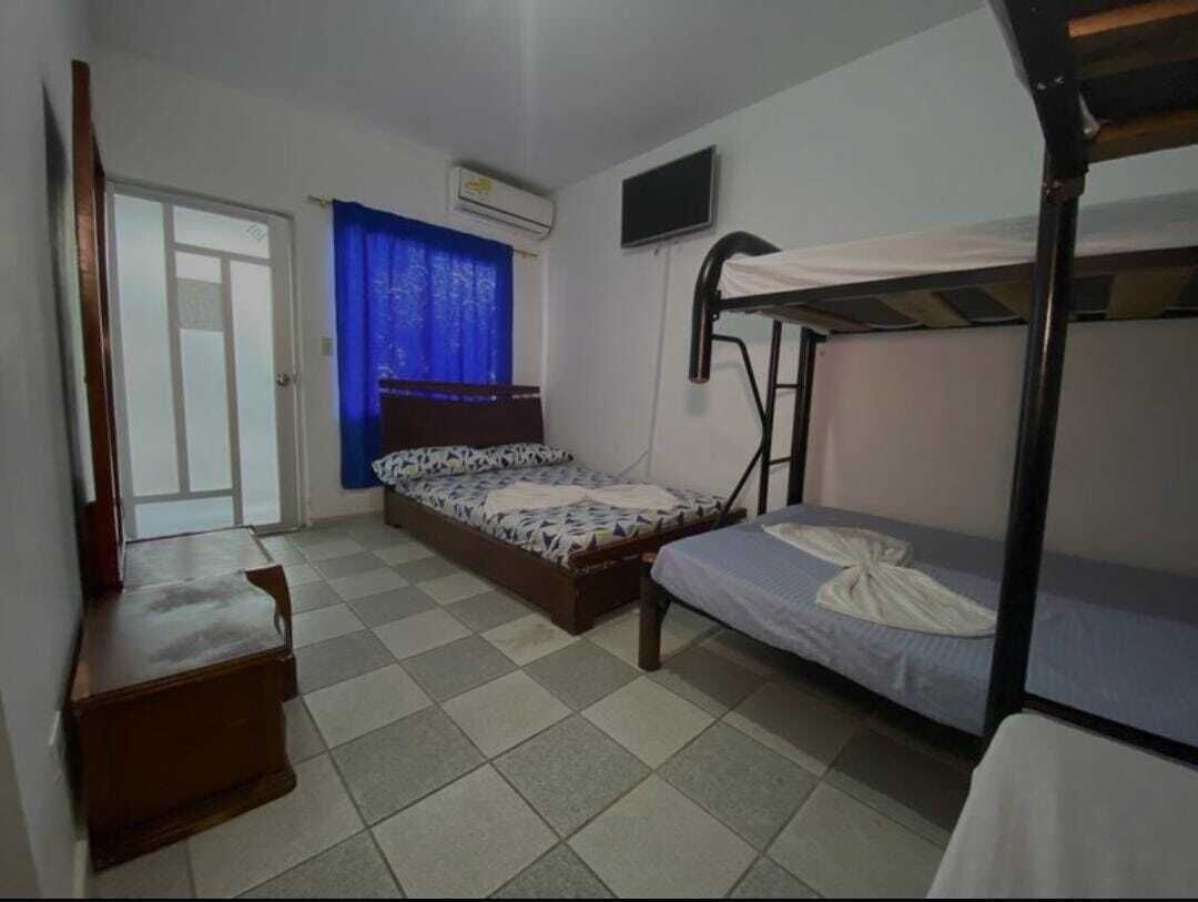 15 bedrooms, WiFi, bed sheets