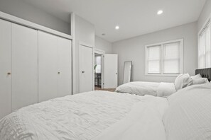 3 chambres, fer et planche à repasser, accès Internet, draps fournis