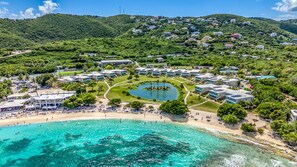 Beach nearby - 1BR, 2 bath right on Sapphire Beach - sleeps 4! (St. Thomas)
