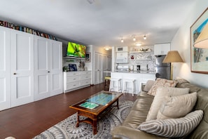 Smart TV - 1BR, 2 bath right on Sapphire Beach - sleeps 4! (St. Thomas)