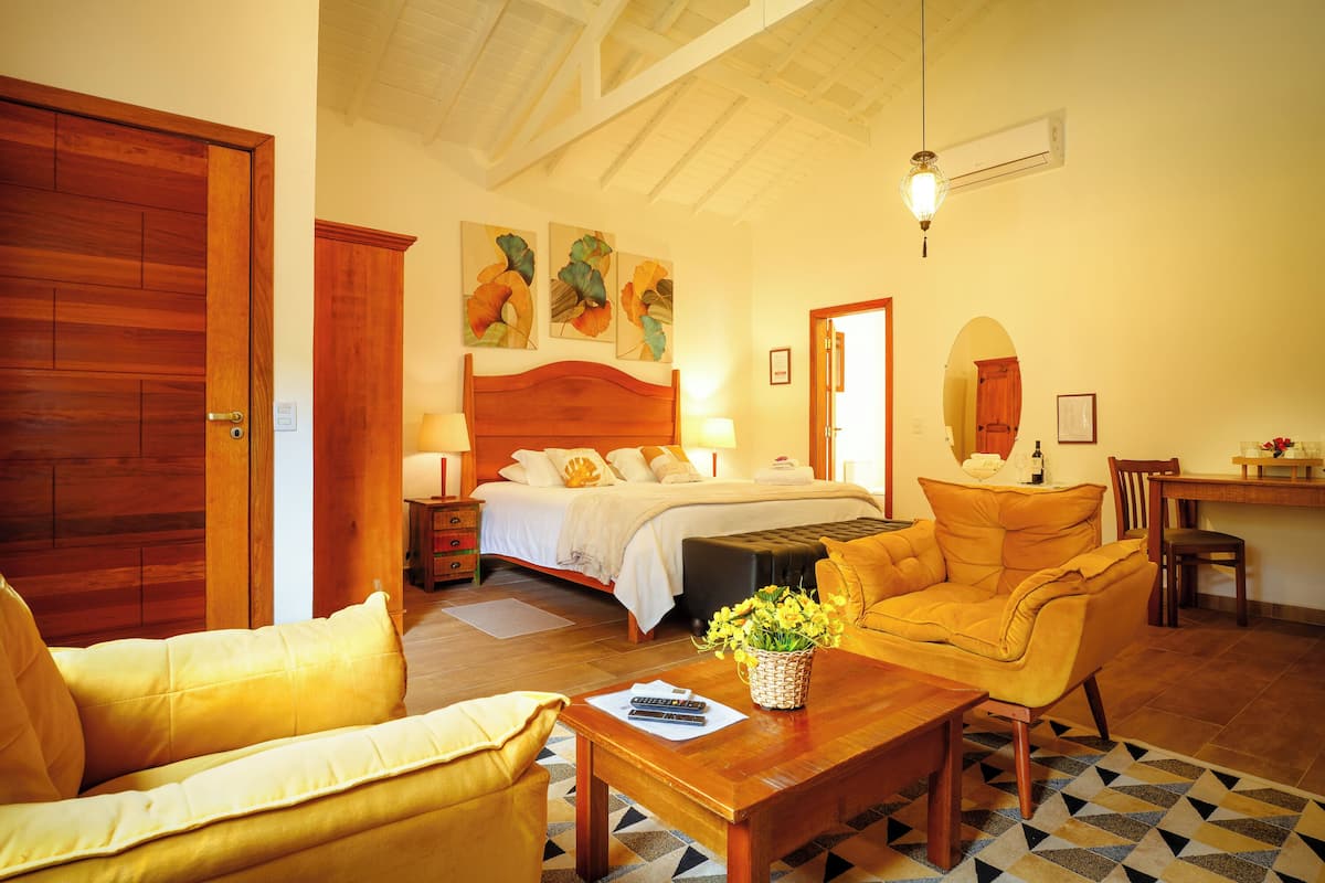 Luxury Chalet, Balcony, Garden View | 1 bedroom, free WiFi, bed sheets