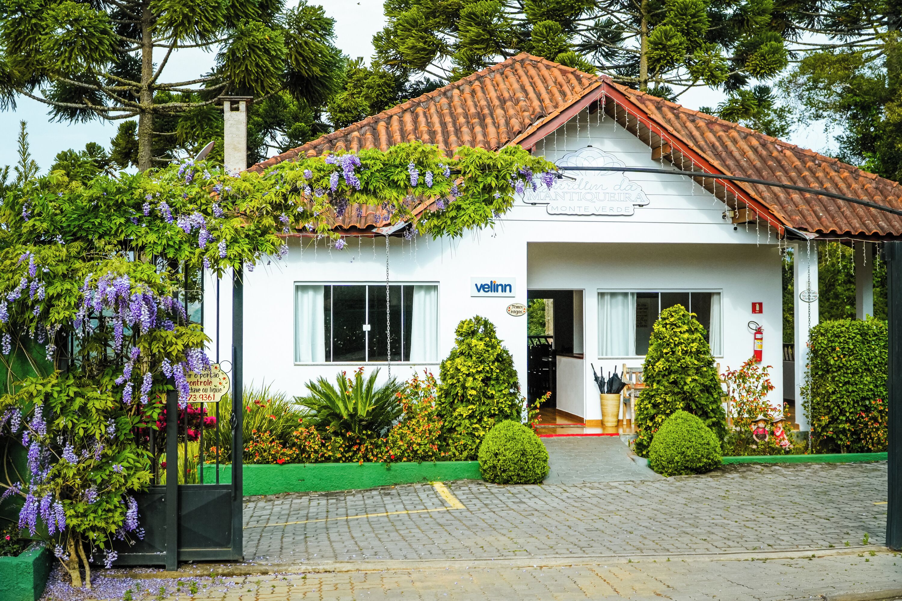 Fachada da propriedade