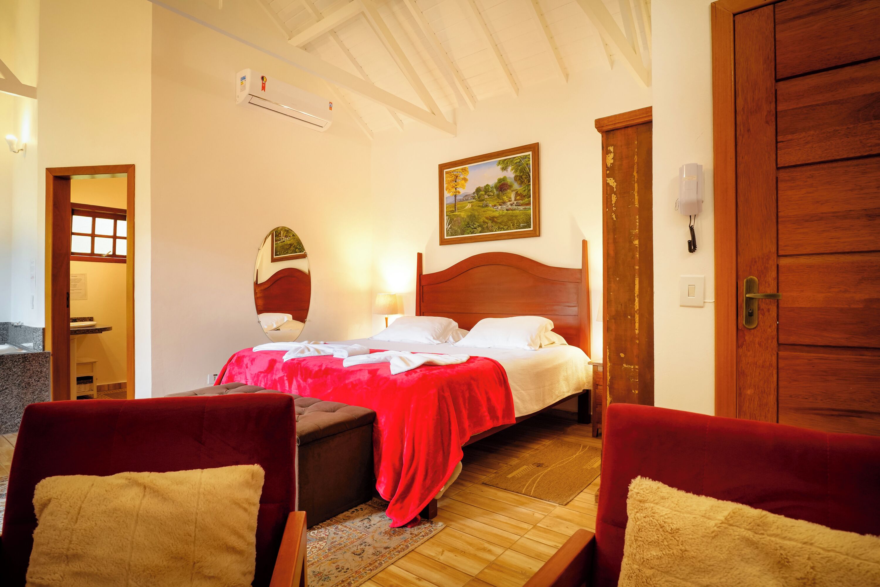 Exclusive Chalet, Balcony, Garden View | Free WiFi, bed sheets