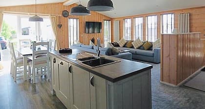 Luxury 2 bedroom Lodge Southview Skegness