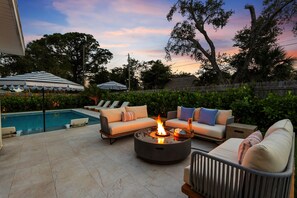 Terrace/patio - Jupiter Oasis • Heated Pool + Putting Green (Jupiter)