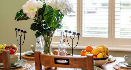 5 beds in 4 bedrooms Jungle House