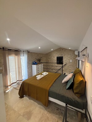 2 Schlafzimmer, Bügeleisen/Bügelbrett, WLAN, Bettwäsche