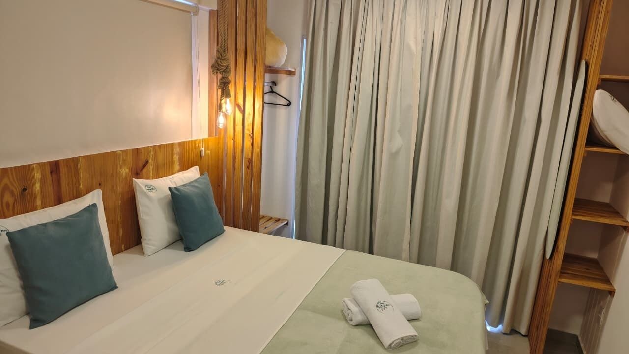 高級公寓, 1 間臥室, 露台, 海景 | 免費 Wi-Fi、床單