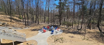 Newly built secluded 5-bedroom home