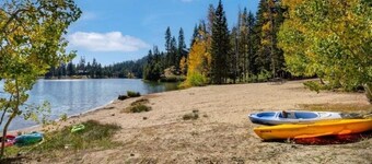 Bear Valley Village Family Ski Condo. Pet Friendly _Permit # 2025004