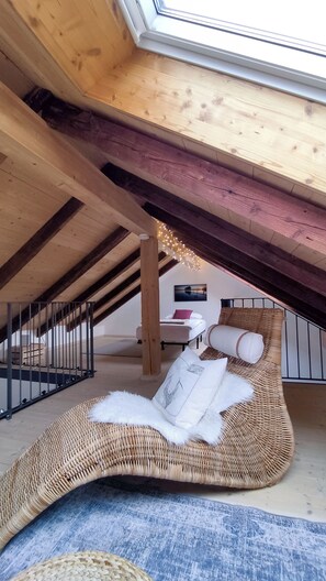 1 Schlafzimmer, Schreibtisch, Bügeleisen/Bügelbrett, Reisekinderbett