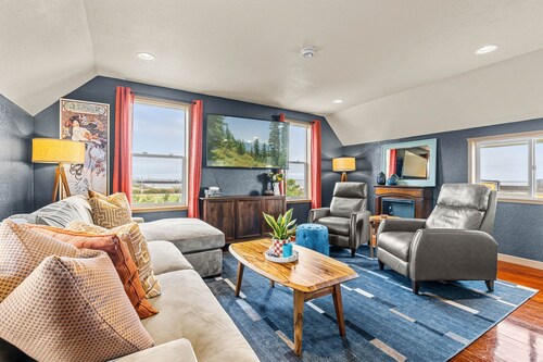 Harbor View Hideaway