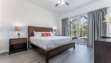 5 chambres, fer et planche à repasser, accès au Wi-Fi (inclus)