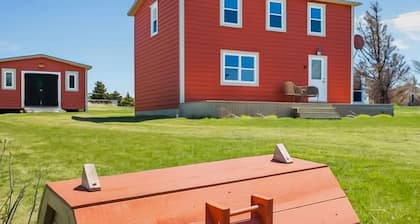 4 Bedroom House near Whale Watching and Mistaken Point Ecological Reserve.