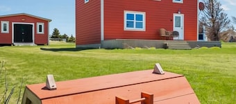 4 Bedroom House near Whale Watching and Mistaken Point Ecological Reserve.