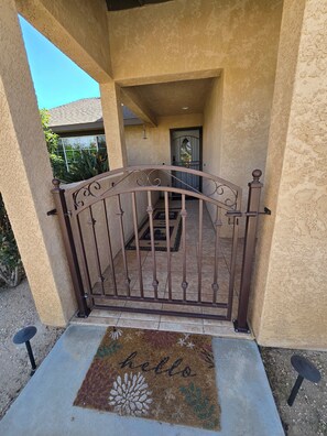 Exterior detail - Spacious 3 Bd / 2 Bath Western Ranch Retreat Minutes from Joshua Tree Nat'l Park (Yucca Valley)