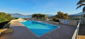 Pool - Breathtaking sea view: 3-room mini-villa in Porticcio with swimming pools (Grosseto-Prugna)