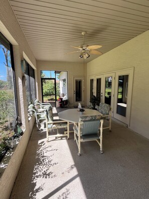 Outdoor dining - Spacious lake view home near Historic Downtown Mount Dora! (Eustis)