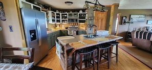 Microwave, oven, stovetop, coffee/tea maker